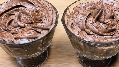 Čokoládové poháry ze 2 surovin