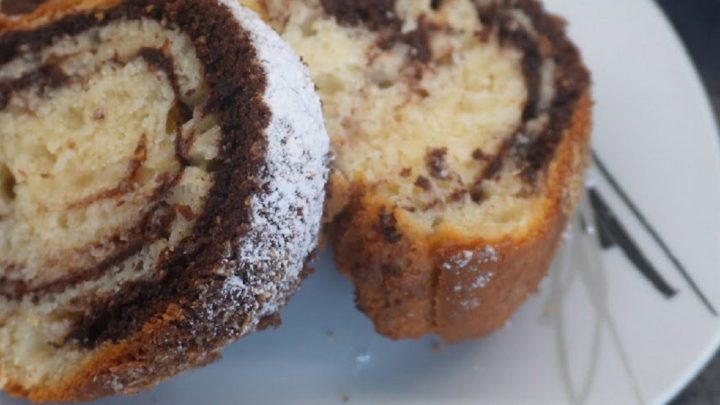 Hrnková mramorová bábovka s kakaem