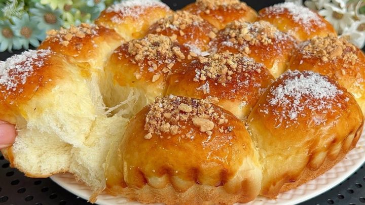 Jednoduché kynuté buchty s džemem