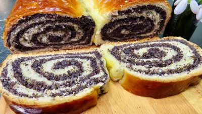 Kynutý štrůdl s makovou náplní