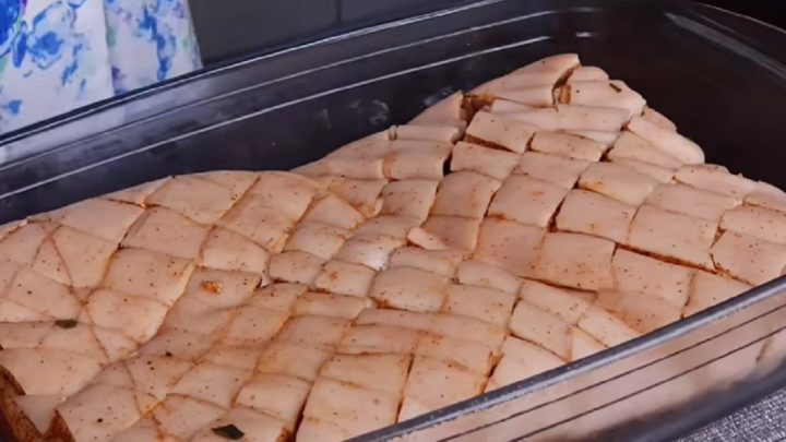 Rolovaná slanina s česnekem a chilli