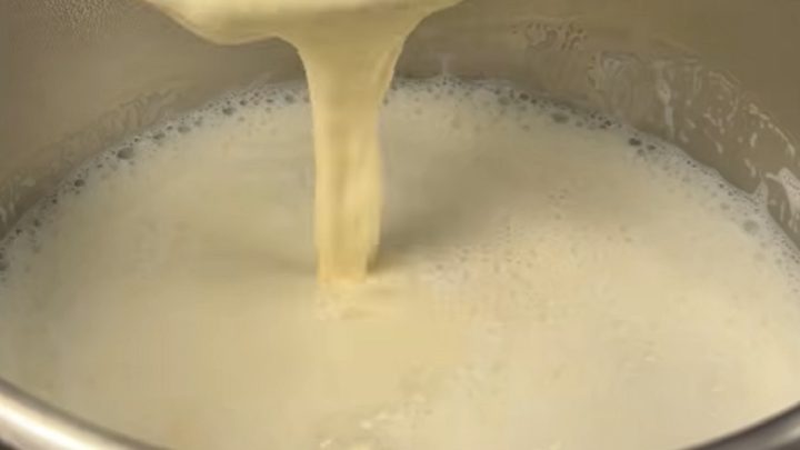 Domácí bylinkový sýr bez syřidla