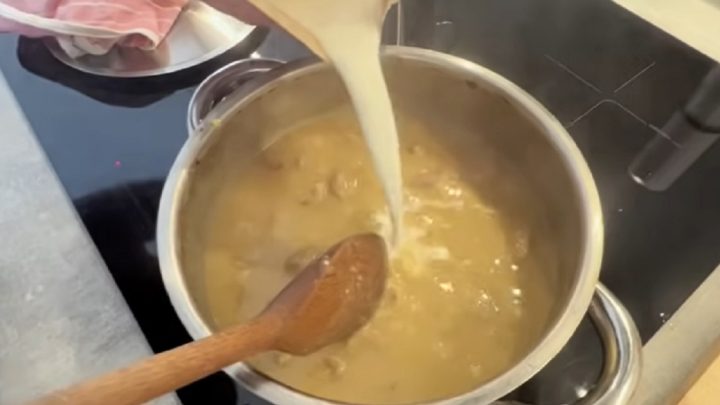 Vepřové kostky v hořčicové omáčce