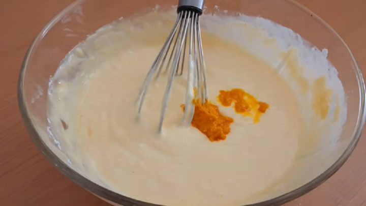 Pomerančový koláč s jogurtem a vanilkou