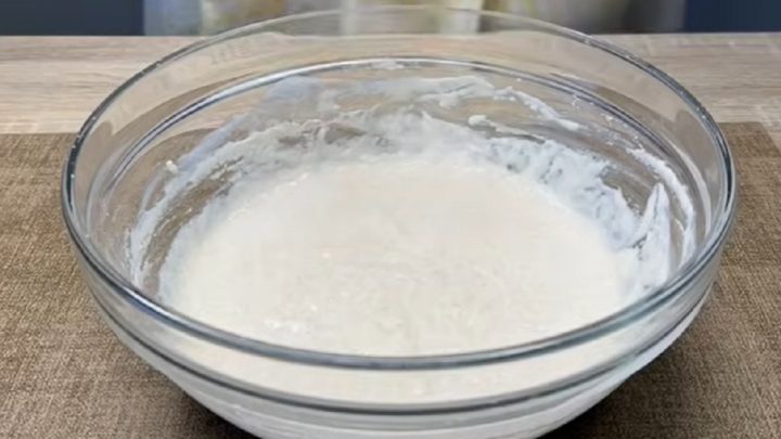 Cibulové bramboráky v kefírovém těstíčku