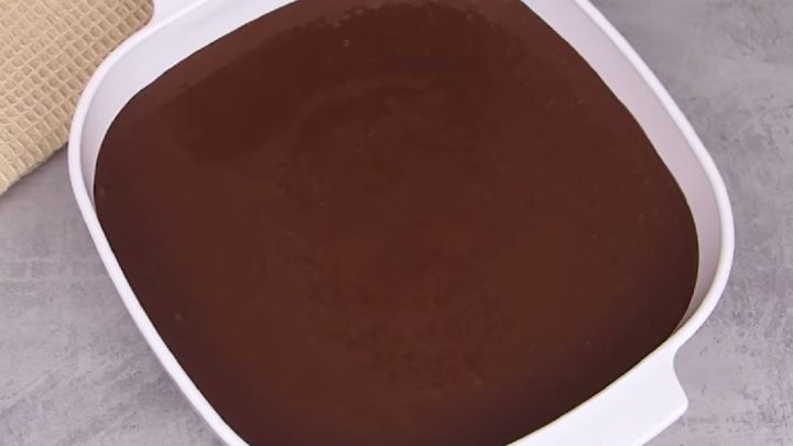 Extra vláčný čokoládový koláč s vanilkou