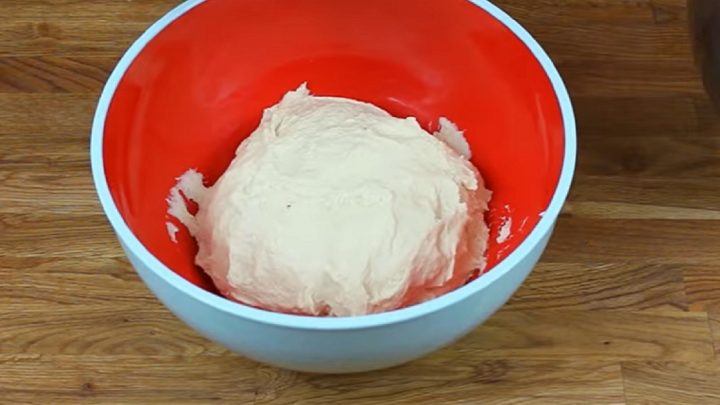 Rychlé kynuté bulky sypané sýrem