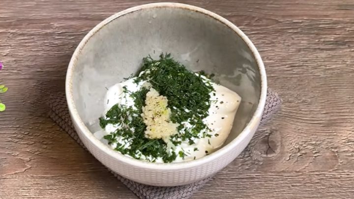 Pečený květák v parmezánovém trojobalu