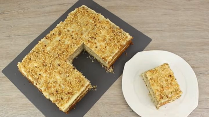 Jednoduchý ořechový řez s vanilkovým krémem