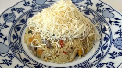 Rizoto s kuřecím masem a žampiony