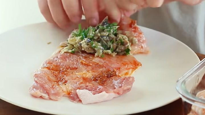 Kuřecí roládky plněné žampiony a sýrem