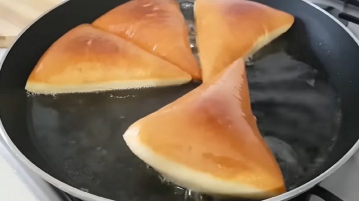 Kynuté trojúhelníčky plněné Nutellou