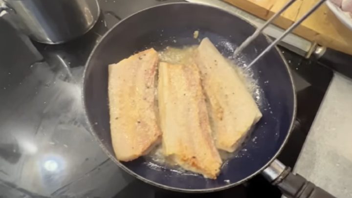 Novohradský vepřový plátek se zeleninou