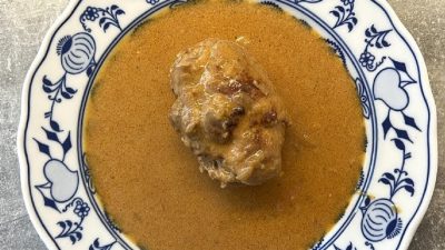 Šumavské vepřové závitky plněné zelím