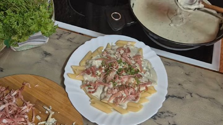 Rychlé těstoviny s nivovou omáčkou