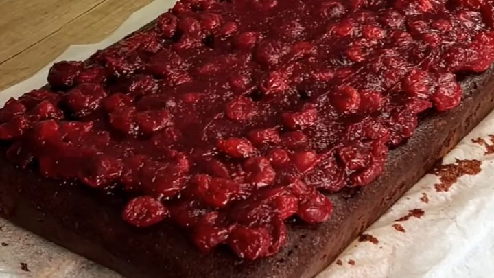 Falešné schwarzwaldské řezy s třešněmi