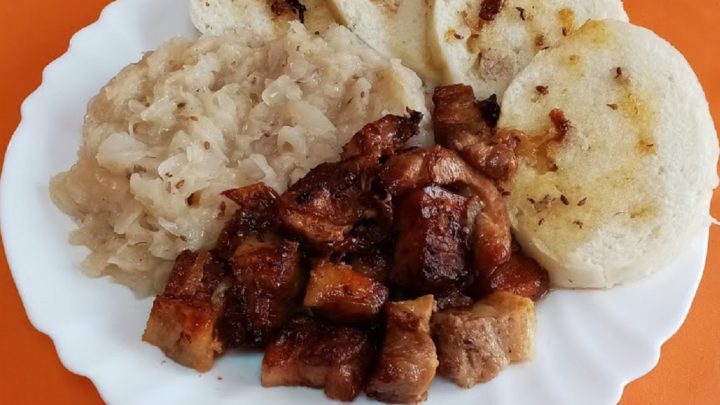 Vepřové výpečky z remosky s cibulí