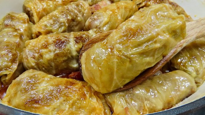 Zelné listy plněné masovou směsí