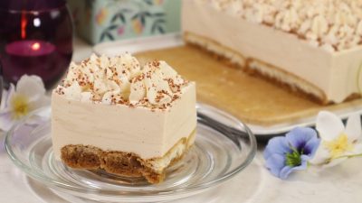 Cappuccino řezy bez pečení s vanilkou