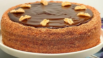 Dvoubarevný dort se sametovým krémem