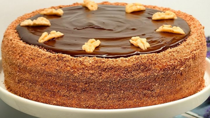 Dvoubarevný dort se sametovým krémem