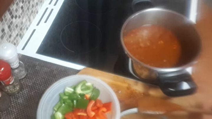 Perkelt z vepřového masa s paprikou