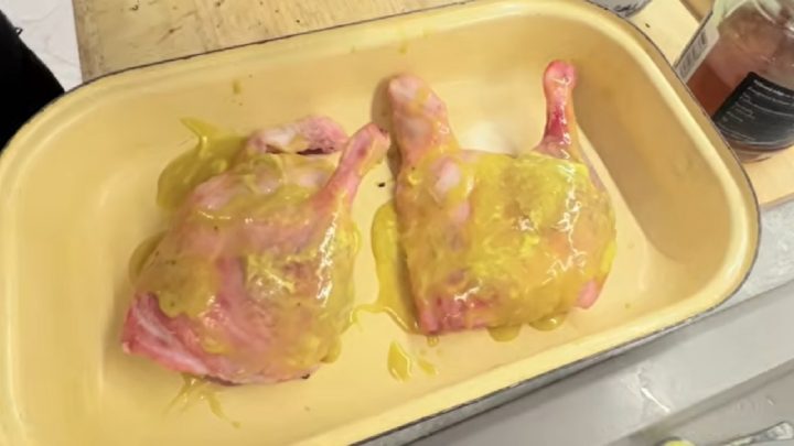 Kachní stehna na medu s pečenou zeleninou