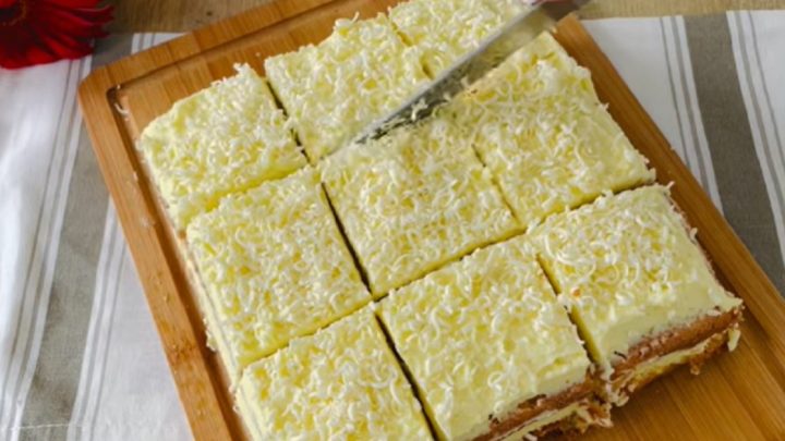 Ananasové řezy s krémem a bílou čokoládou