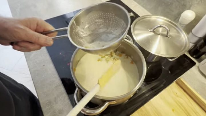 Rychlá zeleninová polévka se smetanou