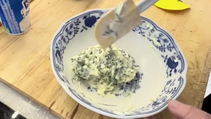 2 rychlé pomazánky s medvědím česnekem