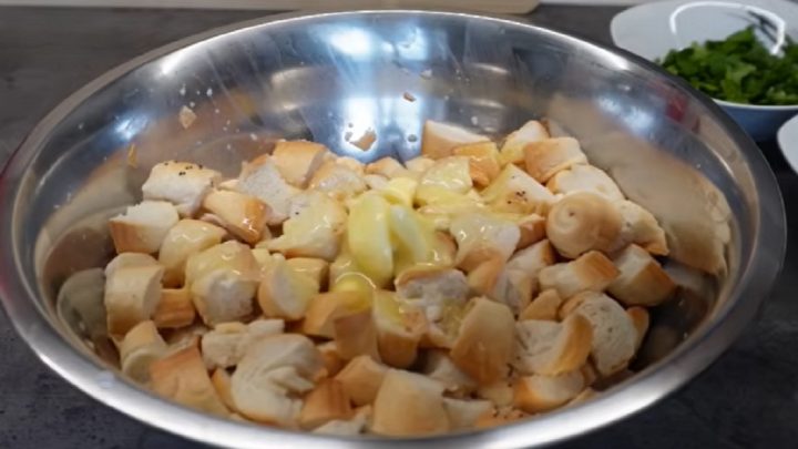 Velikonoční nádivka s uzeným masem