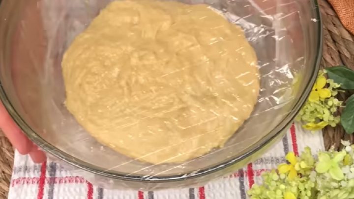 Francouzské briošky z kynutého těsta