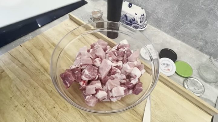 Zavařené vepřové ve vlastní šťávě