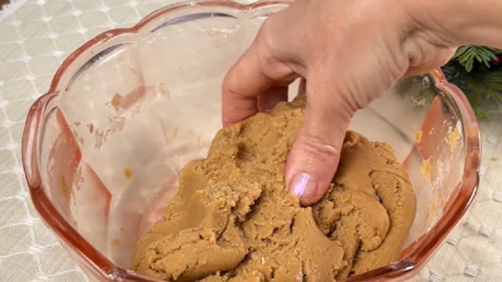 Rychlé sušenky s Lentilkami a 2 druhy cukru