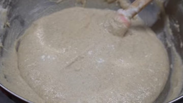 Dvoubarevná olejová buchta s čokoládou