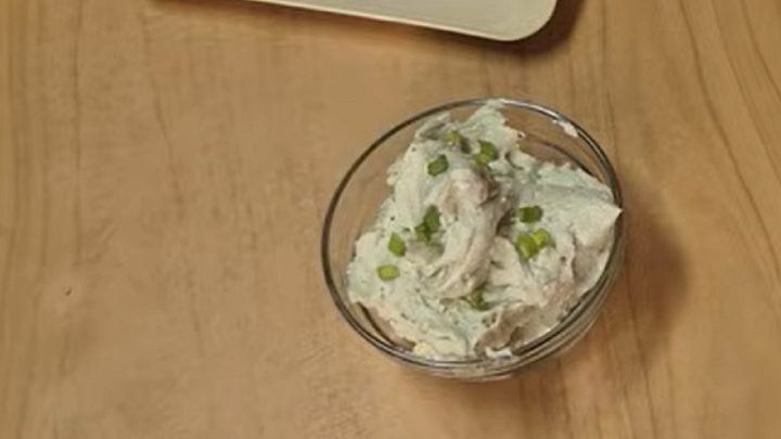 Krémová nivová pomazánka s tvarohem