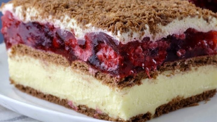 Nepečené řezy s pudinkem a ovocným želé