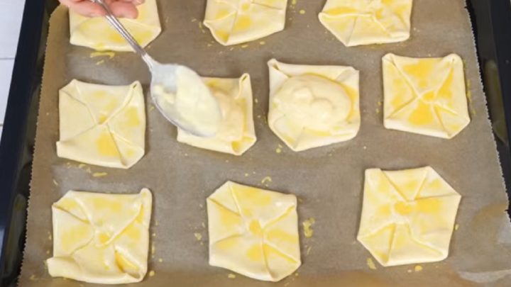 Rychlé pudinkové šátečky s marmeládou