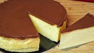 Pečený cheesecake s čokoládovou polevou