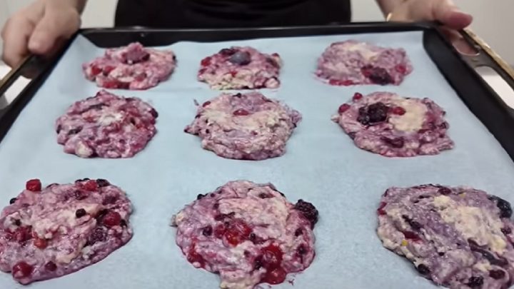 Rychlé sušenky z mraženého ovoce