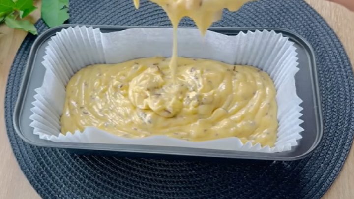 Sladký chlebíček s arašídovým máslem