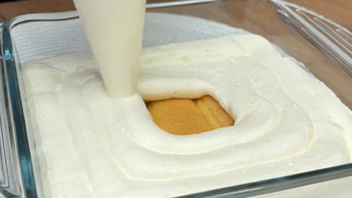 Rychlý nepečený dezert s ananasem