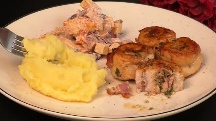 Rolované kuřecí špízy se slaninou