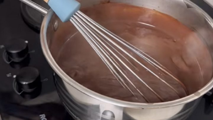 Čokoládový dort bez pečení s kokosem