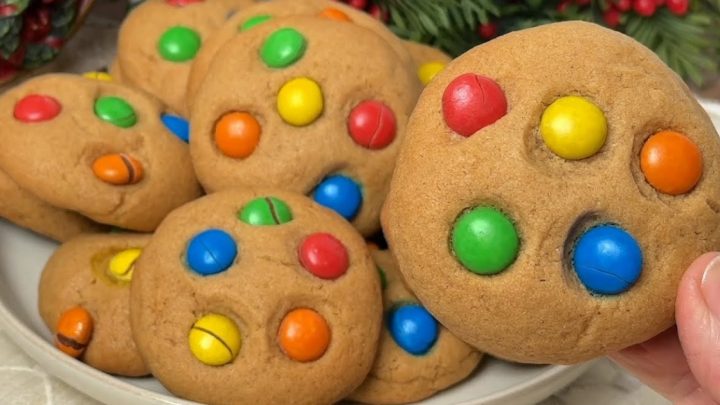 Rychlé sušenky s Lentilkami a 2 druhy cukru