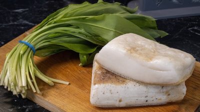 Sádlo s medvědím česnekem jen ze 4 surovin