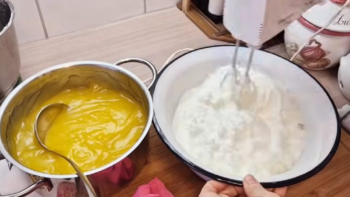 Jednoduché řezy s vanilkovým krémem