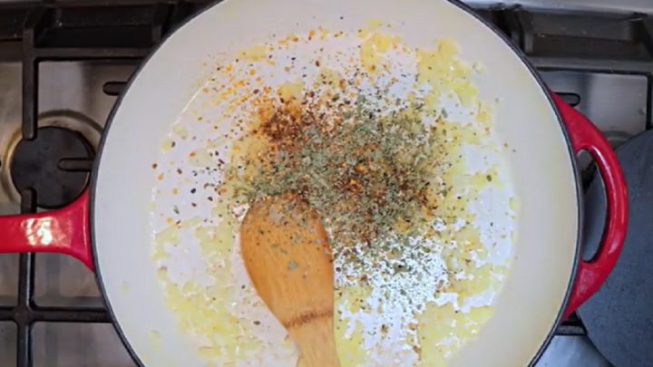 Rychlé máslové fazole s pečenou zeleninou