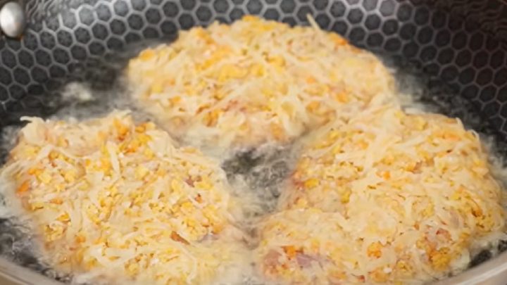 Kuřecí řízek v bramboráku s parmazánem