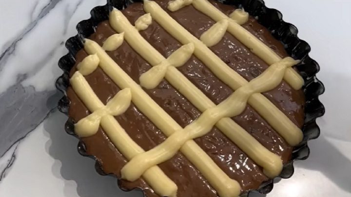 Prošívaný koláč s čokoládovou polevou